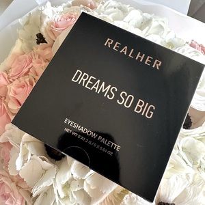 RealHer Dreams So Big Eyeshadow Palette (Open Box) 🖤